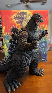 Mezco: Godzilla 18 pulgadas y luz